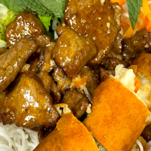 V11. Vermicelli Noodle with Grilled Beef