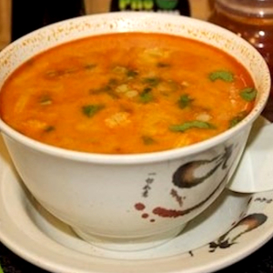 T14. Mixed Seafood Tom Yum (Thai Spicy & Sour Soup)