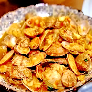 Stir Fry Spicy Clams and Fries 口味花甲