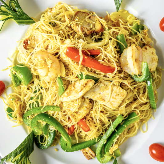 37. Singapore Style Rice Noodles