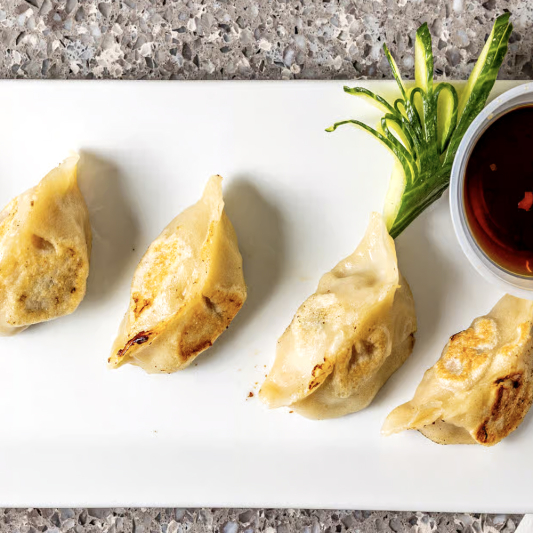 Pork and Cabbage Jiaozi (8 pcs)