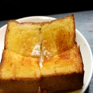 Toast with Garlic Butter