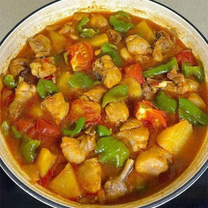 Stir-Fried Chicken (Bone-In) with Potato & Tomato