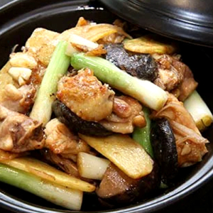 Sizzling Chicken (Bone-In) in Casserole