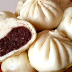 Handmade Large Sweet Bean Paste Bun (2 pcs)