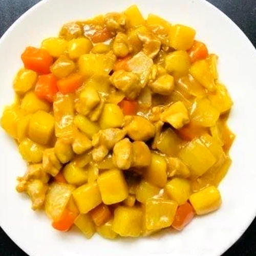 Stir-Fried Chicken with Potato in Curry Sauce
