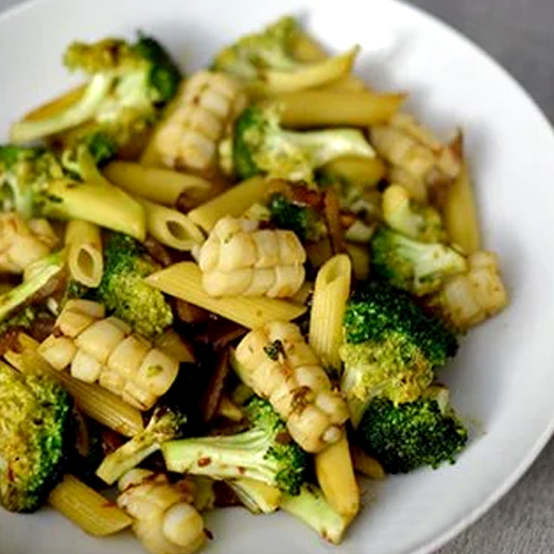 Stir-Fried Broccoli in Garlic Sauce