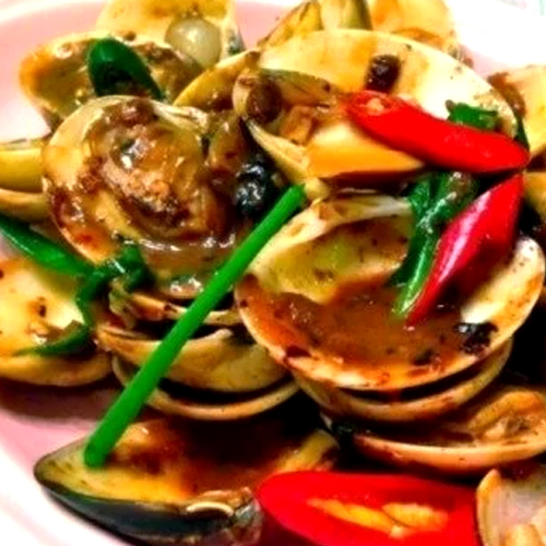 Stir-Fried Clam (Shell-On) in Black Bean Sauce