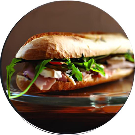 22. Banh mi au poulet grill&eacute; / B&aacute;nh m&igrave; g&agrave; nướng