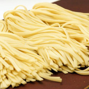 Egg Noodles 面