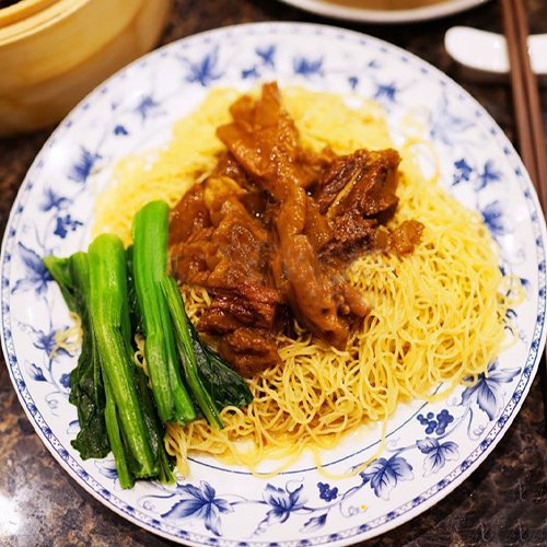 Beef Brisket Dry Noodles 牛腩捞面