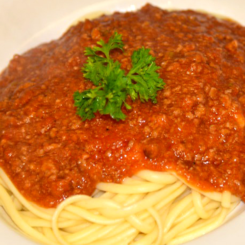 Linguini with Homemade Meat Sauce (Bolognese Sauce)