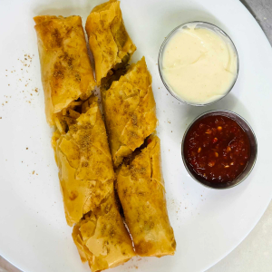 Spring Rolls (2 pcs)