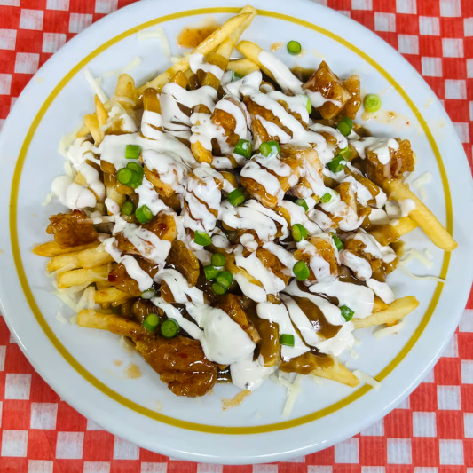 Sweet Thai Chicken Poutine