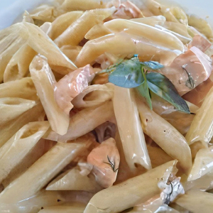 Penne al salmone