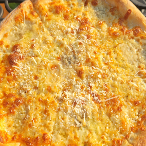 Quattro Formaggi Pizza