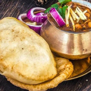 Chole Bhatura