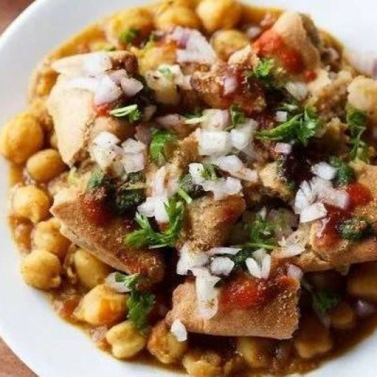 Samosa with Chana