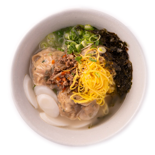 Tteok-Manduguk 떡만두국