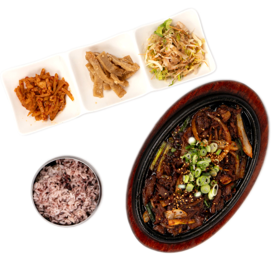 Spicy Pork Hansang 제육 한상