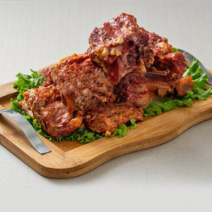 Dongbei Marinated Backbones (1 lb)