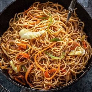 Vegetarian Chow Mein