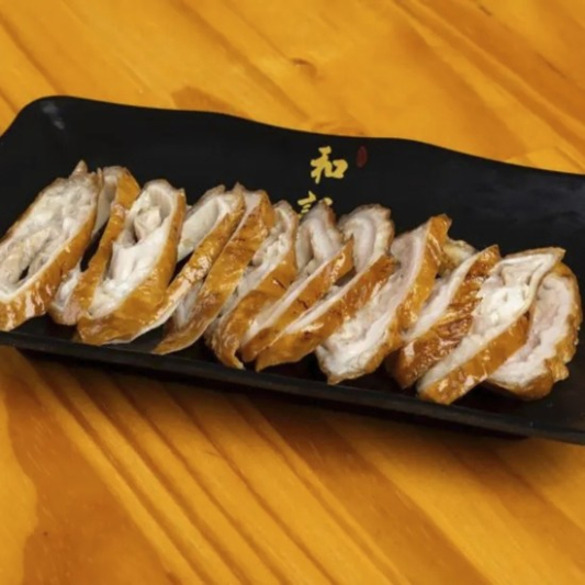 Marinated Pork Knuckles 秘制卤猪肠