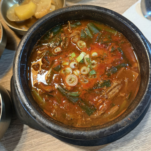 Hookyumso Tang 흑염소탕