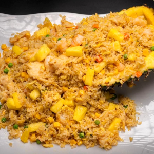 N14. Pineapple Fried Rice 菠萝炒饭