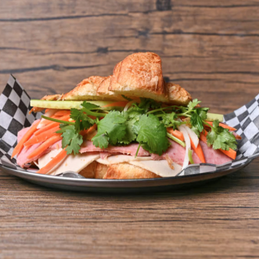 Croissant hano&iuml; banh mi / Croissant Hanoi Banh Mi