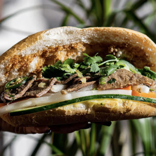 B2. Banh Mi - Lemongrass Beef