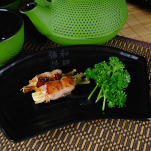 Baby Mushroom Bacon Roll (6 pcs) 培根金菇卷