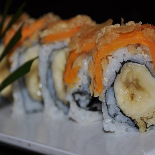 Maple Leaf Roll (8 pcs)