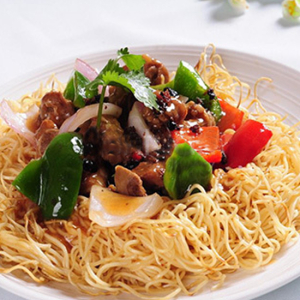 Preserved Vegetables with Beef Chow Mein