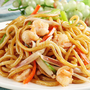 Pan Fried Seafood Udon with Black Pepper