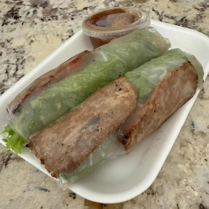 62. Grilled Pork Spring Rolls (2 pcs) (Gỏi Cuốn Thịt Nướng)