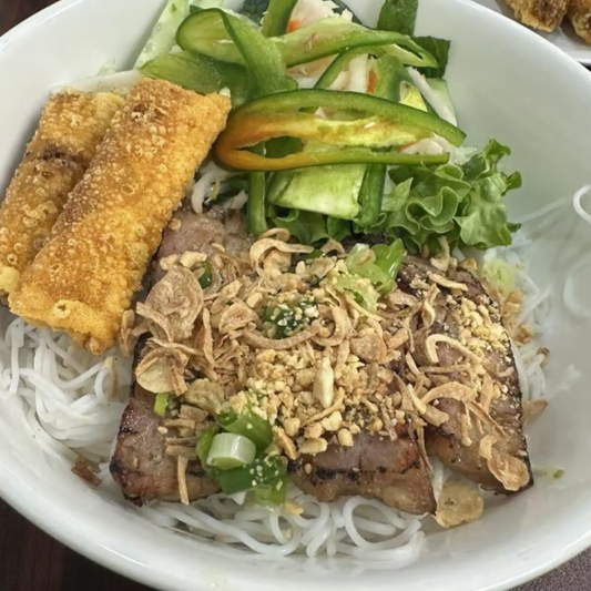 50. Vermicelli Noodles with Grilled Pork (B&uacute;n Thịt Nướng)