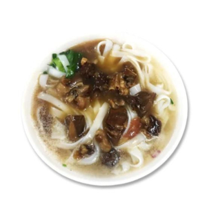 Beef Stew Daikon Soup with Flat Rice Noodles