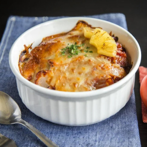 Baked Beef with Tomato Sauce