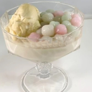 Durian Sweet Tofu Pudding with Mini Glutinous Rice Balls