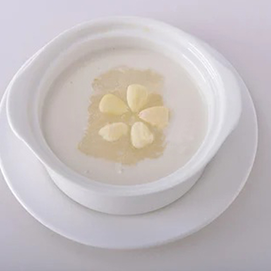Bird's Nest & Egg White Stew in Almond Soup