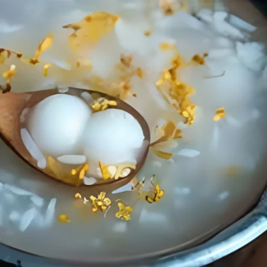 Fermented Osmanthus Soup with Balls