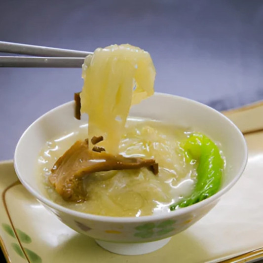 Hong Kong-Style Chicken Soup
