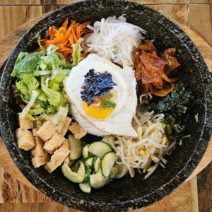 Dolpan Bibimbap & Tofu 돌판 비빔밥 & 두부