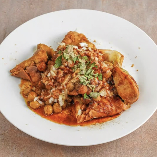 Samosa chaat / Samosa Chaat