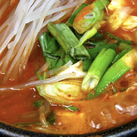 Kimchi Jjigae 김치 찌개