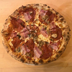 Canadian Pizza (12'' Medium)