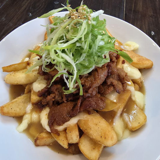 Jeyuk (Spicy Pork) Poutine