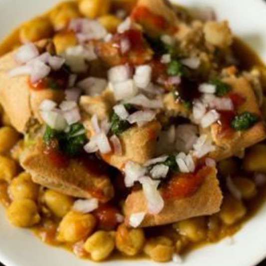 Samosa with Chana (2 pcs)