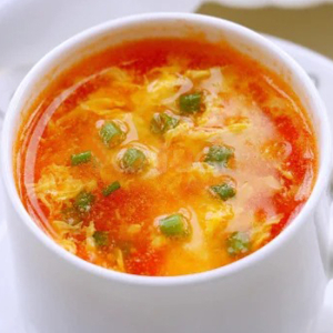 Fried Egg and Tomato Soup / 煎蛋番茄汤